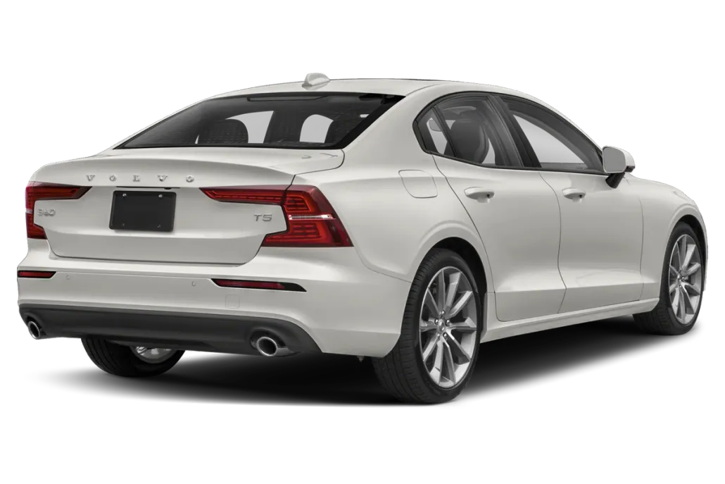 2022 Volvo S60 B5 Momentum photo 1