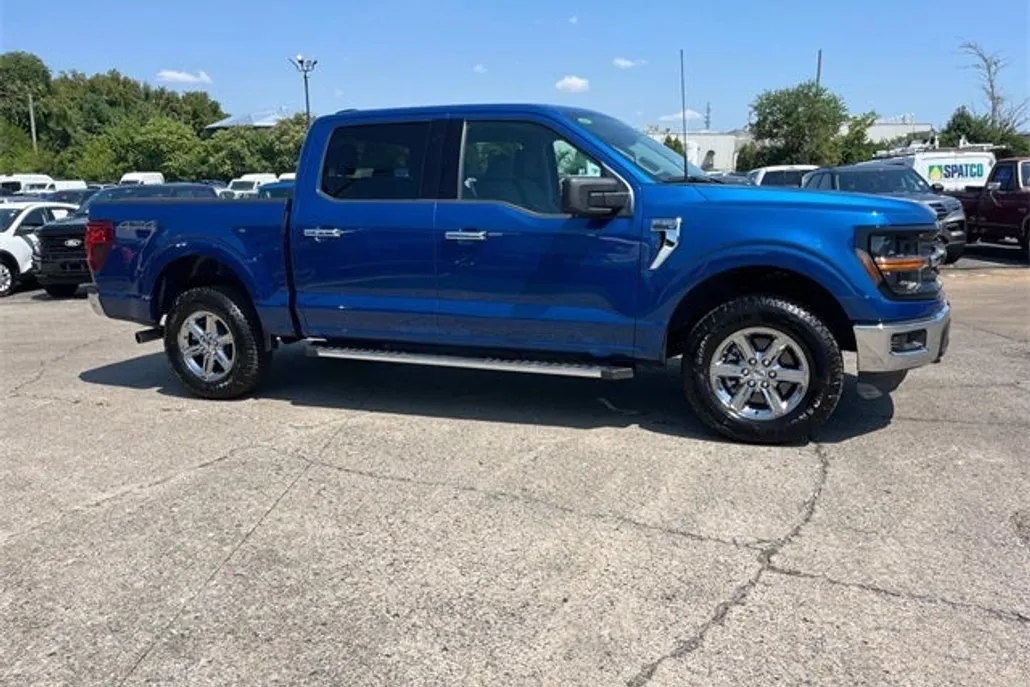 2024 Ford F-150 XLT photo 1