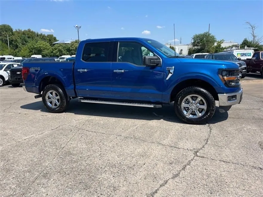 2024 Ford F-150 XLT photo 1