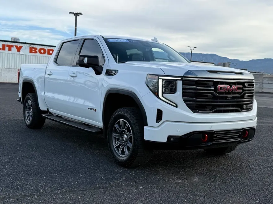 2024 Gmc Sierra AT4 photo 1