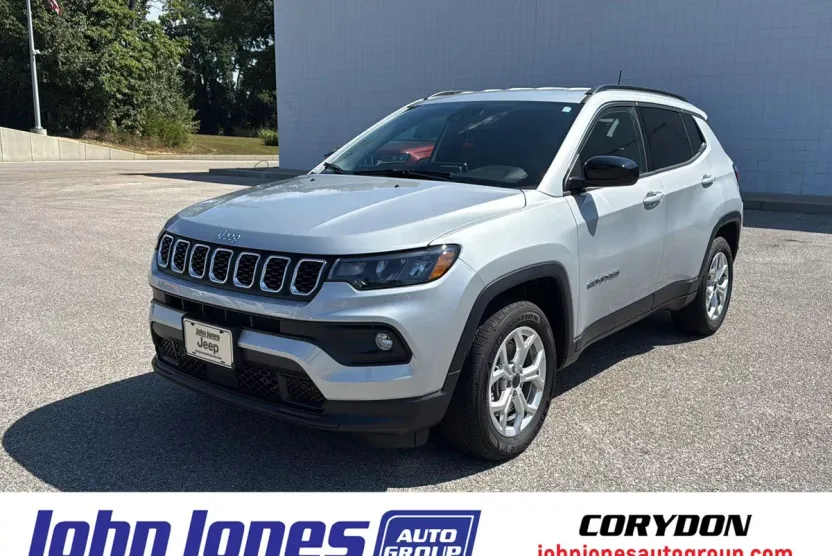 2025 Jeep Compass Latitude photo 1
