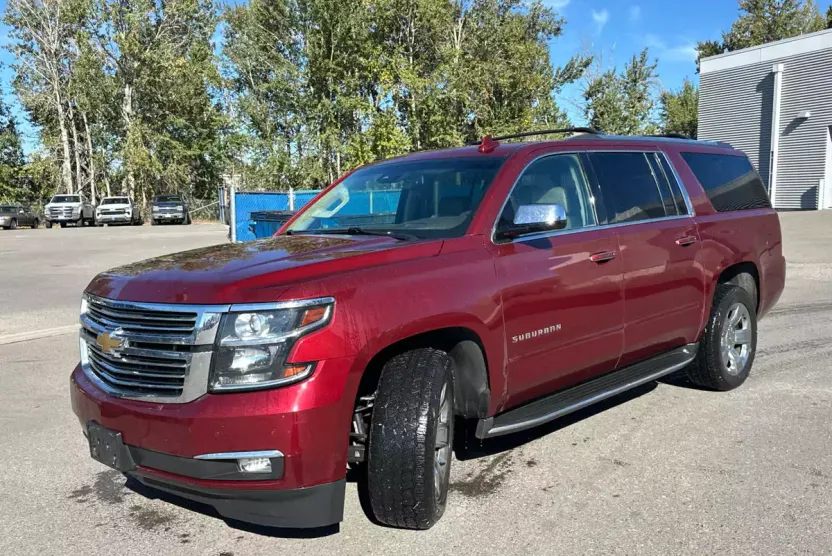 2017 Chevrolet Suburban Premier photo 1