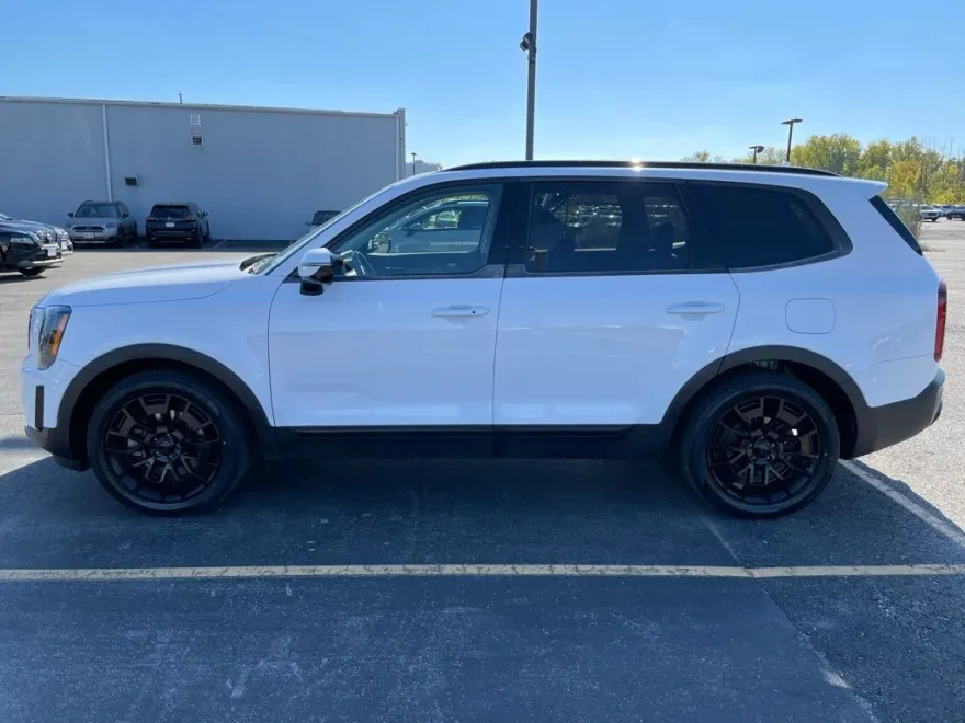 2021 Kia Telluride SX photo 1