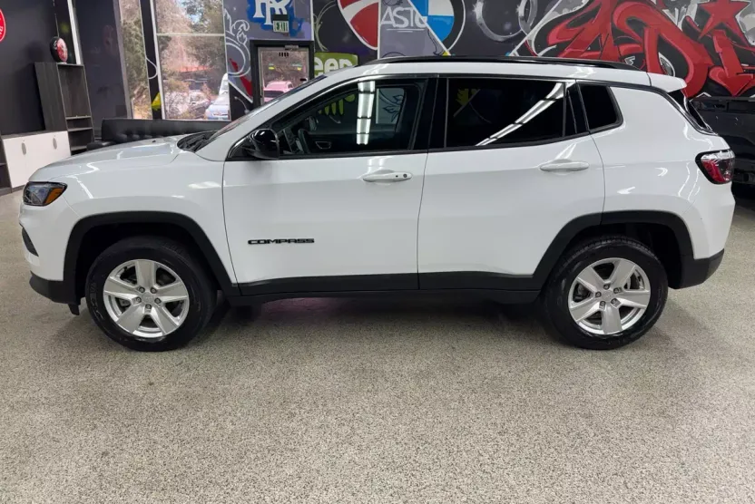 2022 Jeep Compass North Edition Latitude photo 1