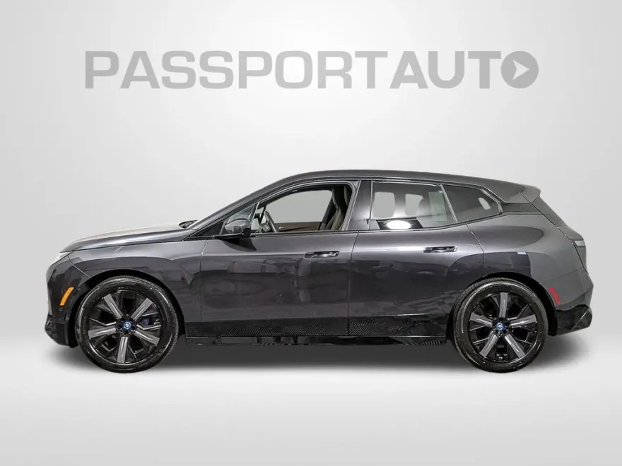2025 Bmw iX photo 1