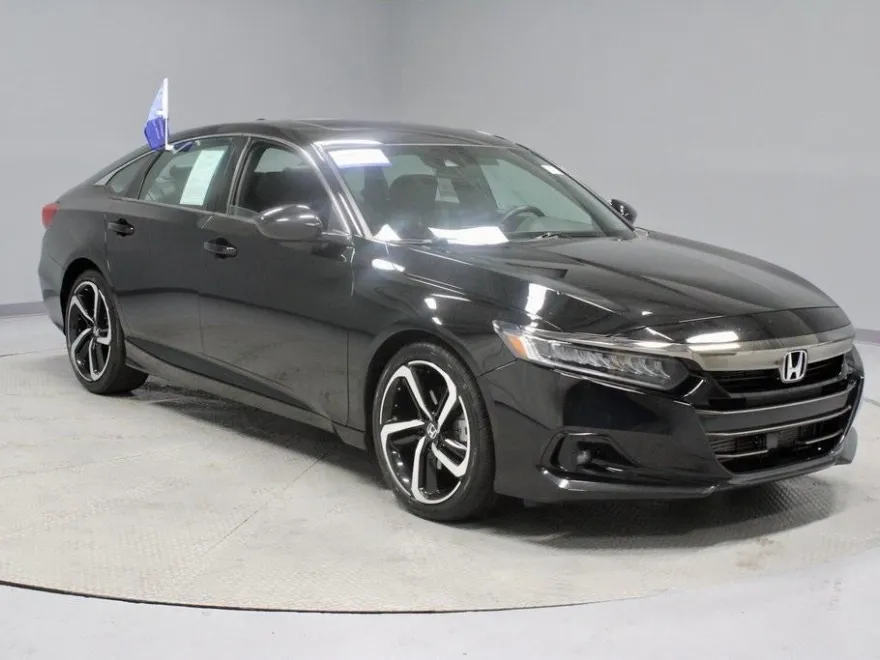 2022 Honda Accord Sport 2.0T photo 1