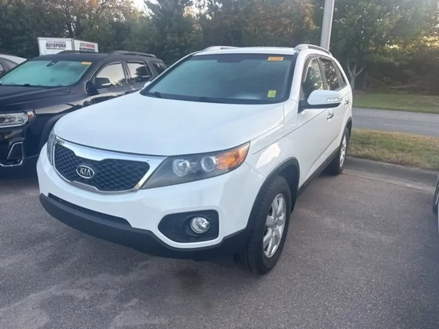 2013 Kia Sorento LX photo 1