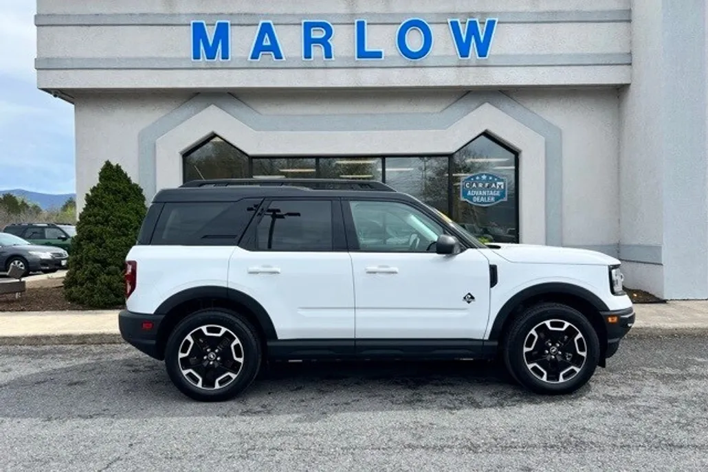 2024 Ford Bronco Sport Outer Banks photo 1