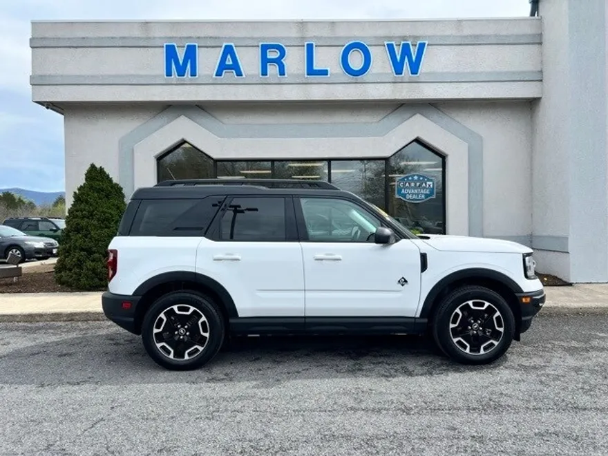 2024 Ford Bronco Sport Outer Banks photo 1