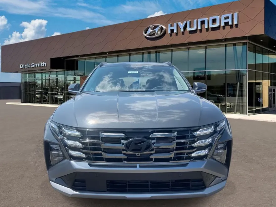 2025 Hyundai Tucson Limited photo 1