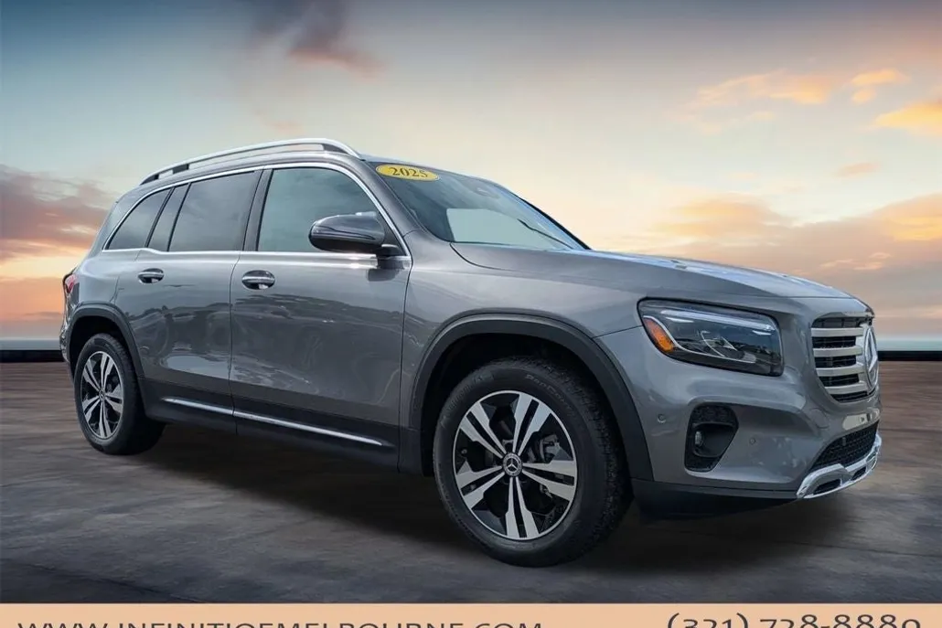 2025 Mercedes Benz GLB 250 photo 1