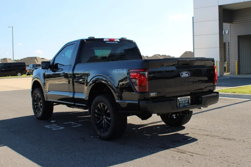 2025 Ford F-150 XL photo 1