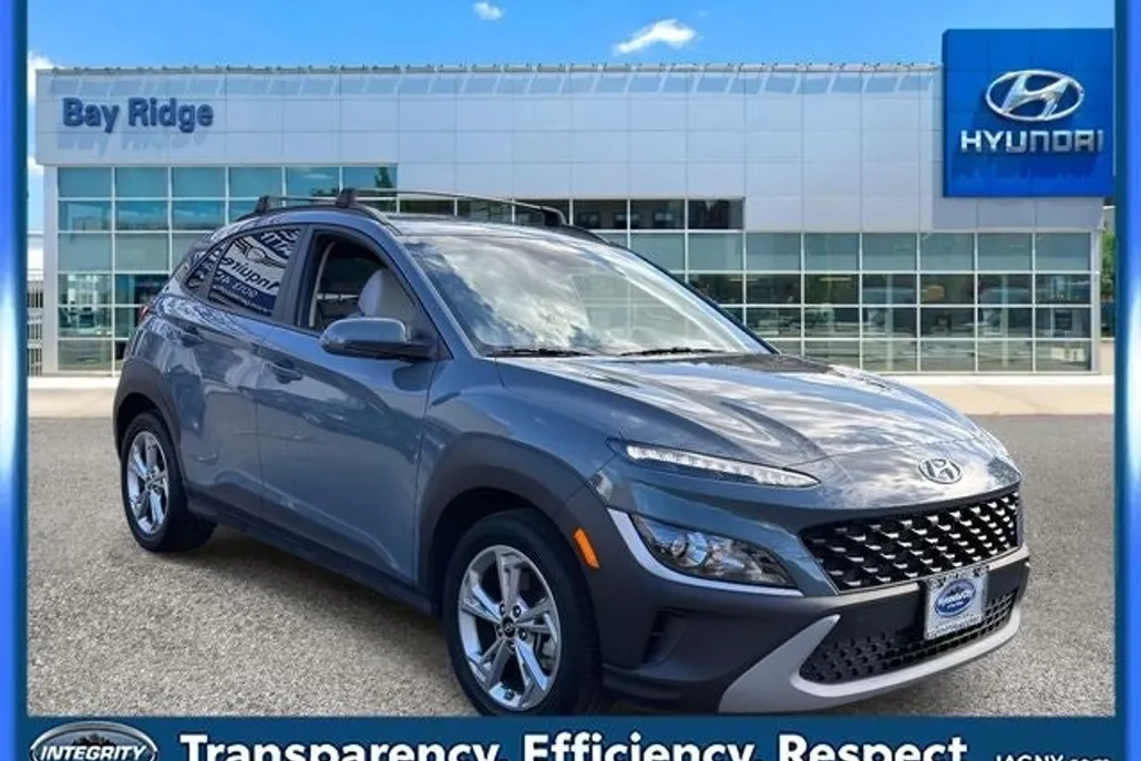 2023 Hyundai Kona SEL photo 1
