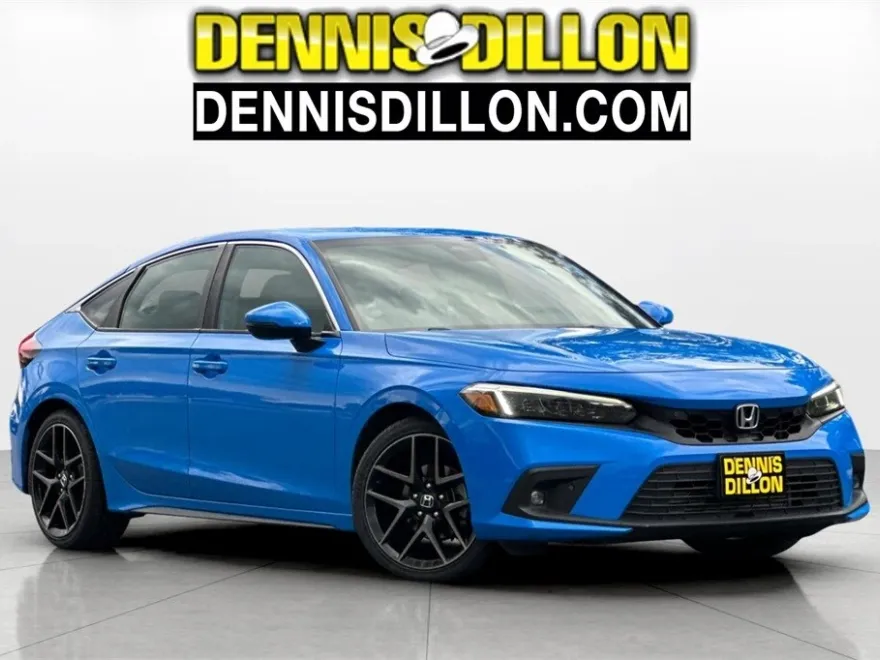 2022 Honda Civic Sport Touring photo 1