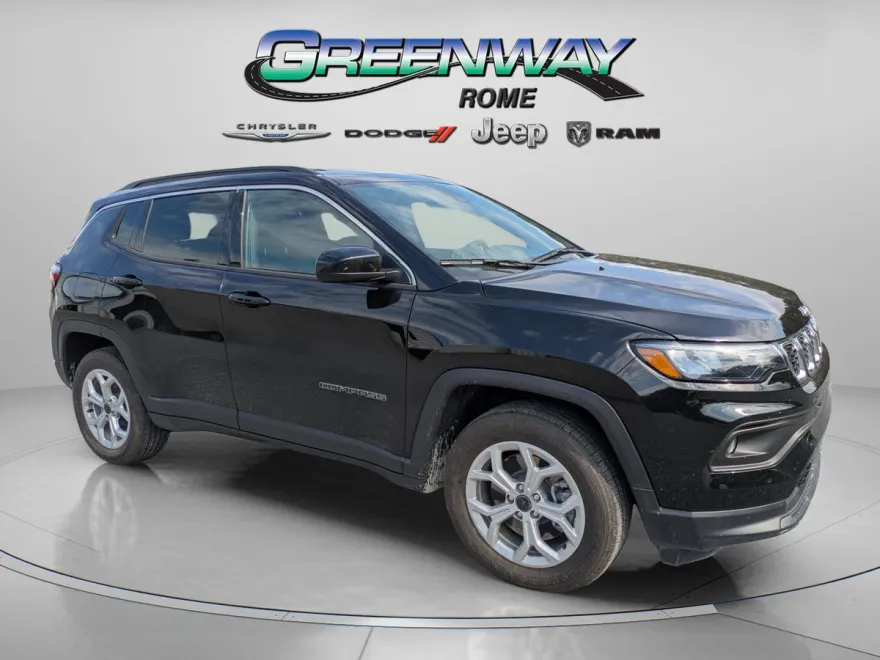2025 Jeep Compass Latitude photo 1
