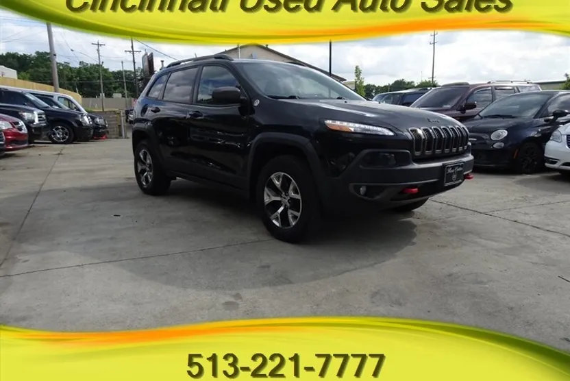 2015 Jeep Cherokee Trailhawk photo 1