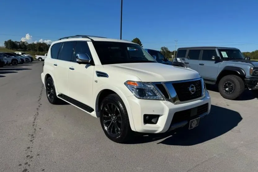 2019 Nissan Armada Platinum photo 1