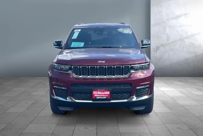 2025 Jeep Grand Cherokee Limited photo 1
