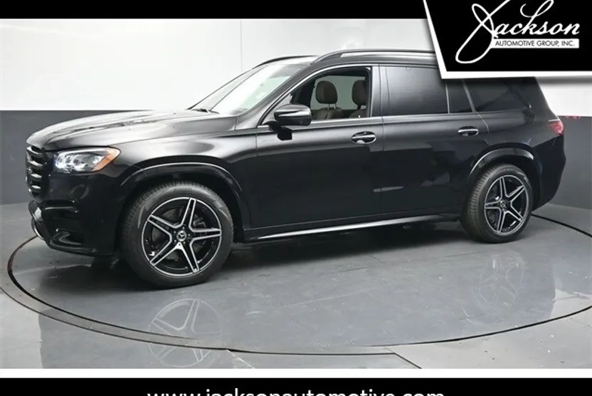 2025 Mercedes Benz GLS 450 4MATIC photo 1