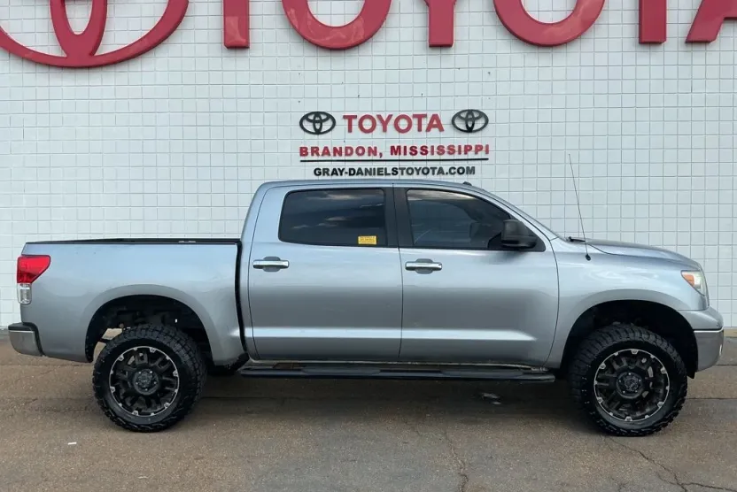 2011 Toyota Tundra Grade CrewMax photo 1