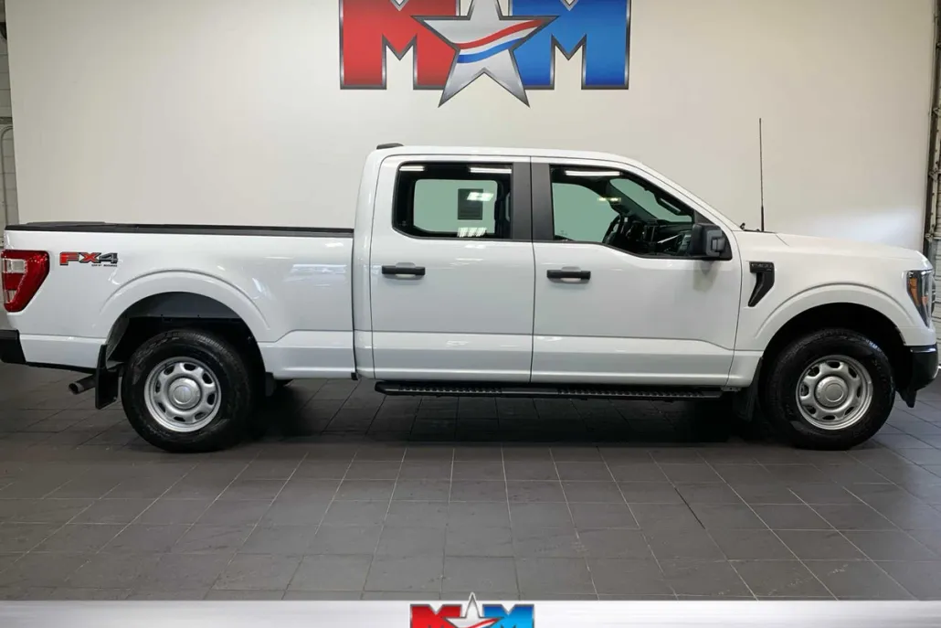 2023 Ford F-150 XLT photo 1