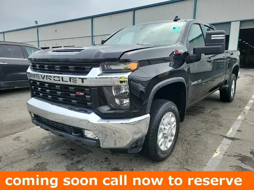 2022 Chevrolet Silverado 2500HD LT photo 1