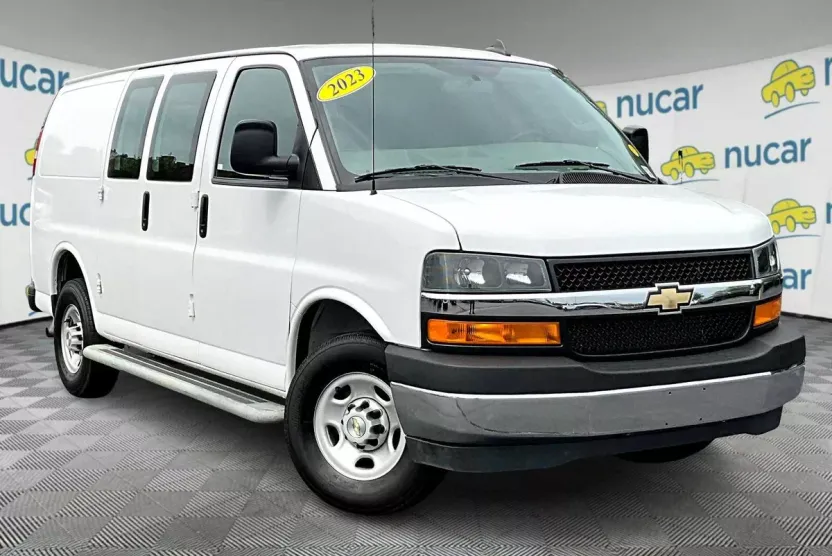 2023 Chevrolet Express 2500 Cargo photo 1