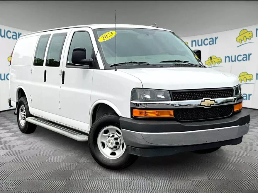 2023 Chevrolet Express 2500 Cargo photo 1