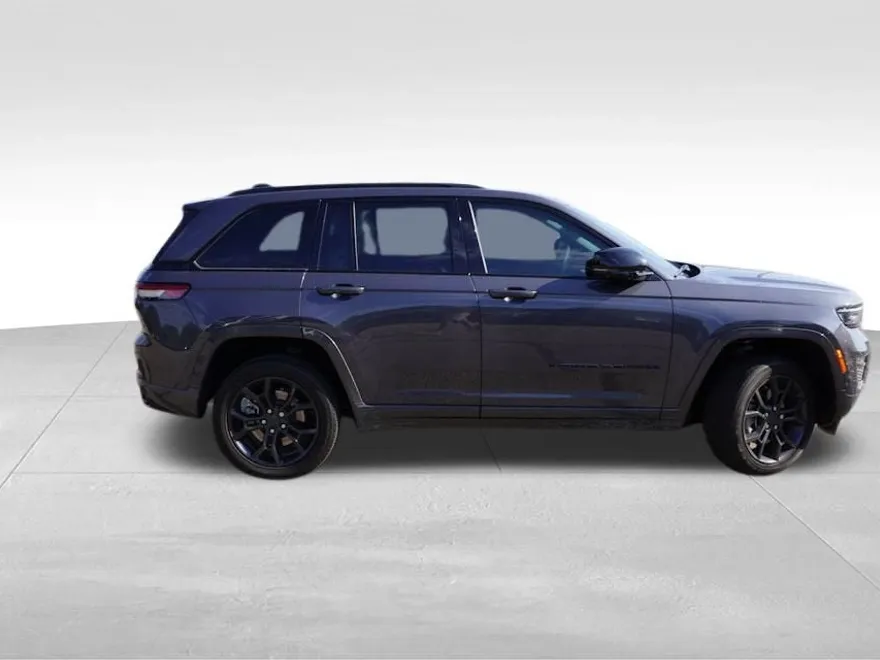 2023 Jeep Grand Cherokee 4xe photo 1