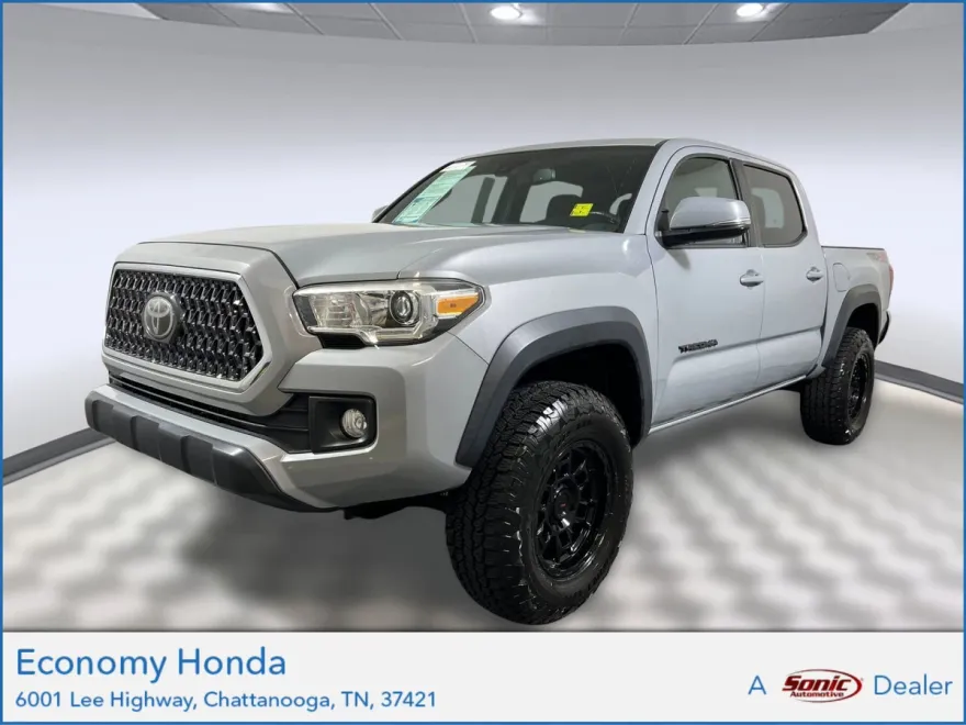 2019 Toyota Tacoma TRD Double Cab photo 1