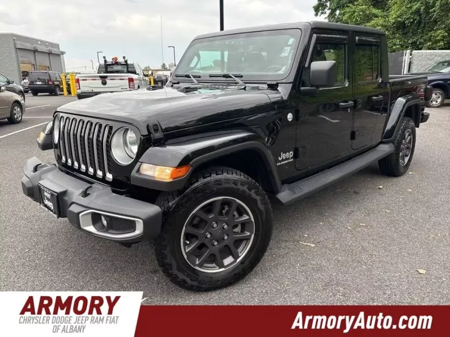 2021 Jeep Gladiator Overland photo 1