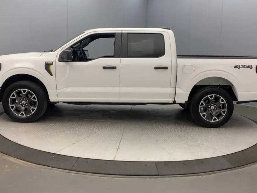 2024 Ford F-150 STX photo 1