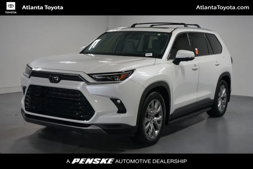 2024 Toyota Grand Highlander Limited photo 1
