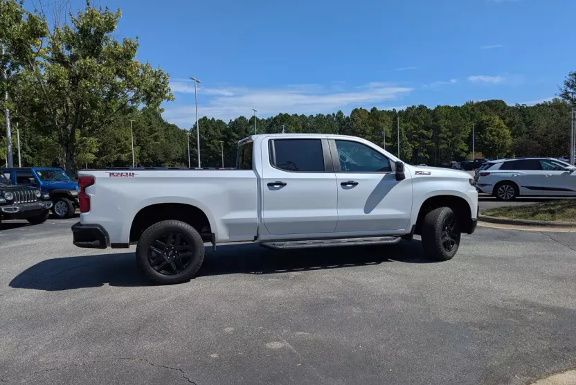 2022 Chevrolet Silverado 1500 LT Trail Boss photo 1