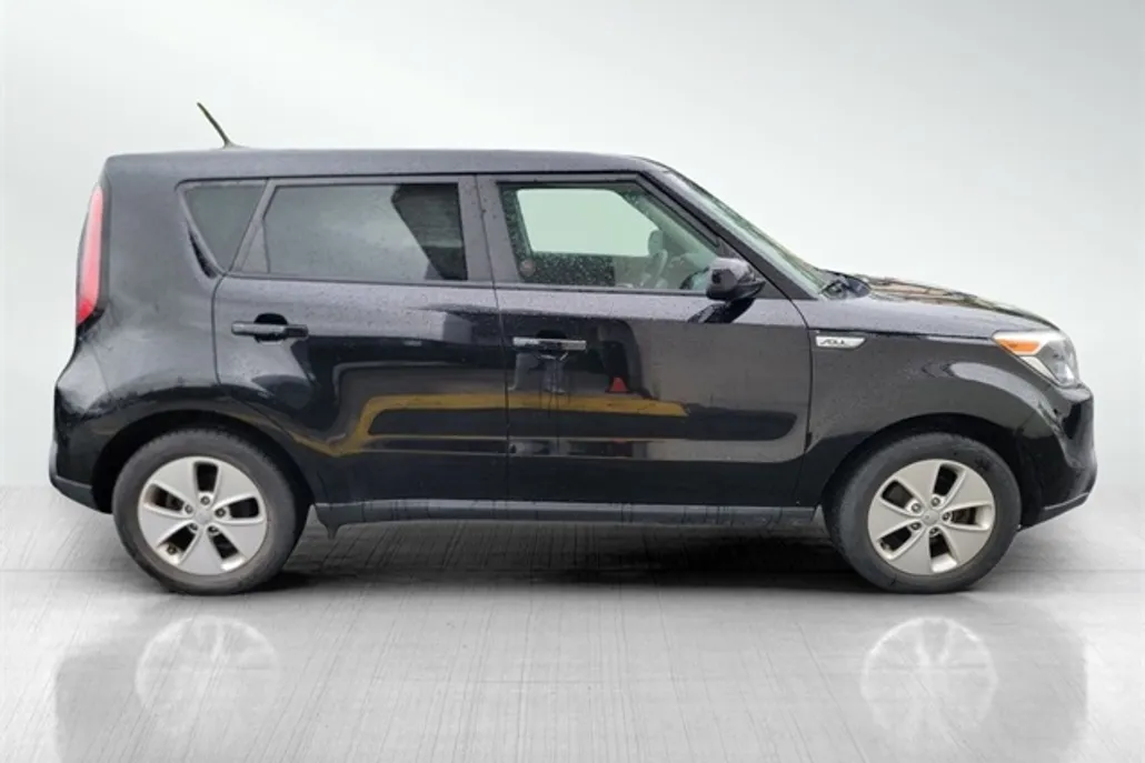 2016 Kia Soul Base photo 1