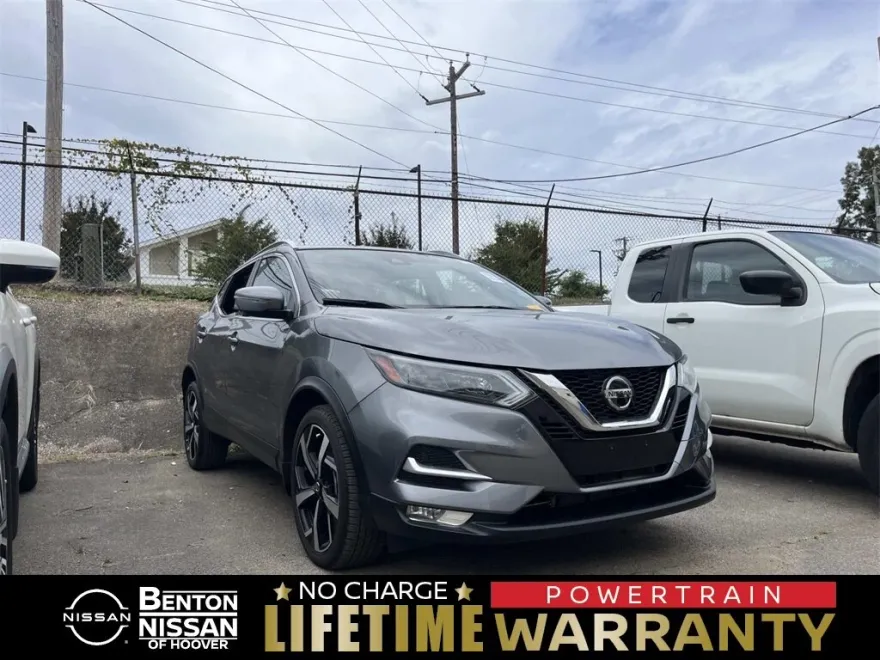 2022 Nissan Rogue Sport SL photo 1