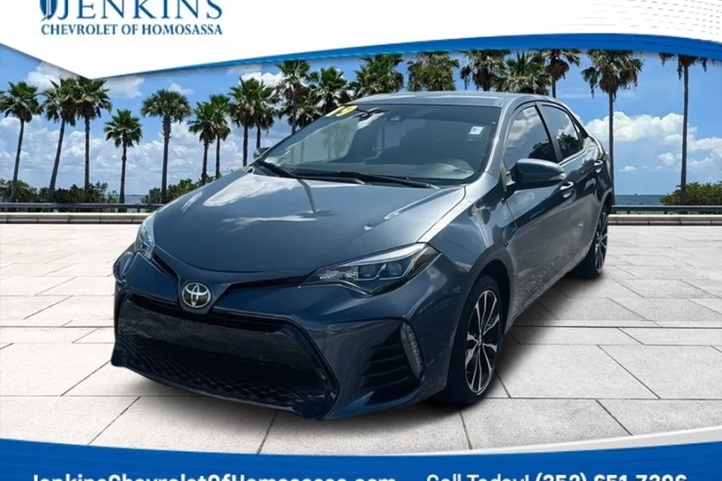 2019 Toyota Corolla L photo 1