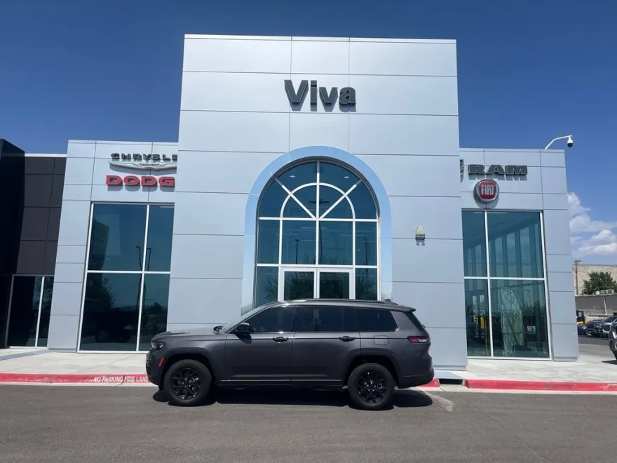 2025 Jeep Grand Cherokee Altitude X photo 1