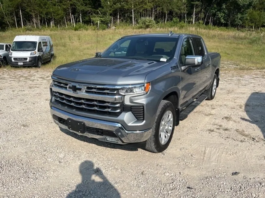 2023 Chevrolet Silverado 1500 LTZ photo 1