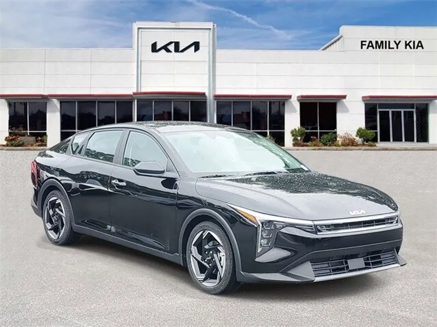 2025 Kia K4 EX photo 1