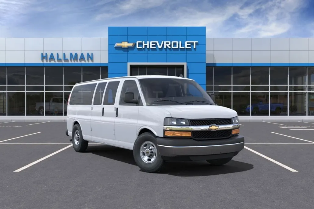 2024 Chevrolet Express Cargo 2500 photo 1