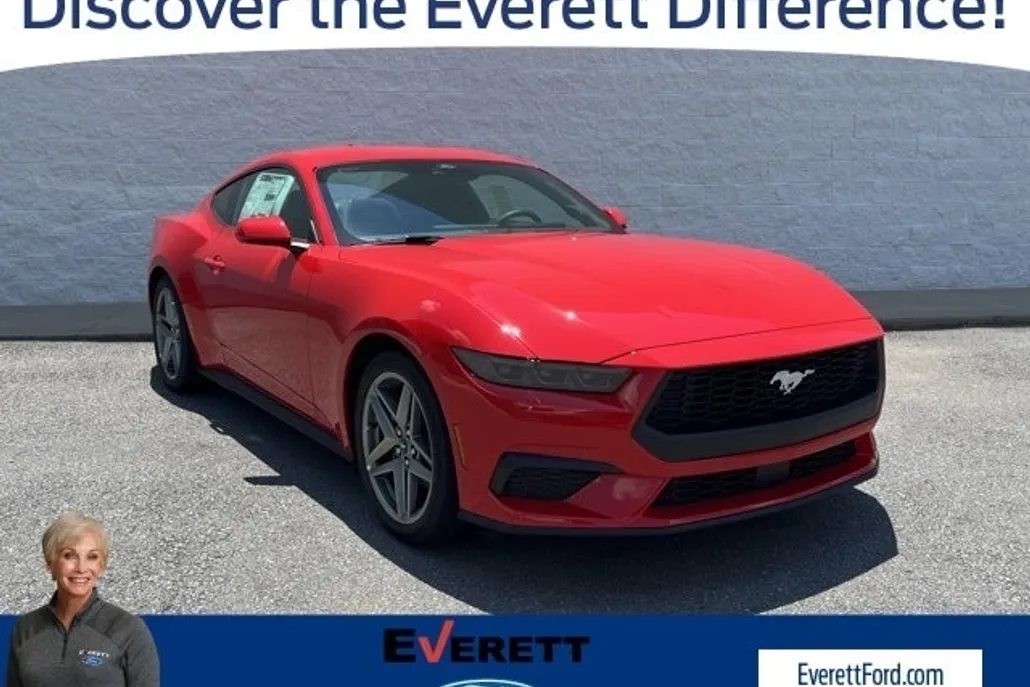 2025 Ford Mustang EcoBoost photo 1
