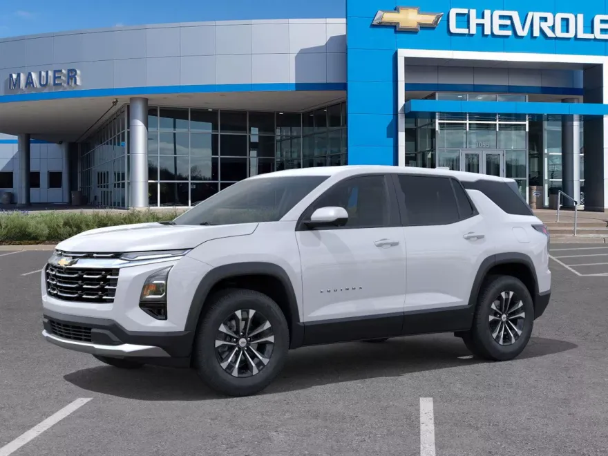 2026 Chevrolet Equinox LT photo 1