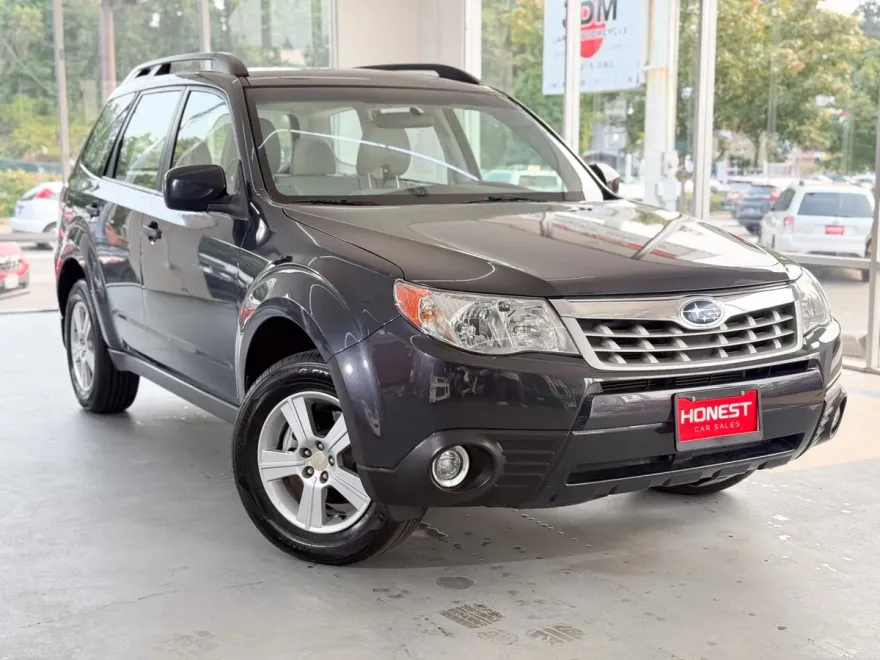 2012 Subaru Forester 2.5X Sport photo 1