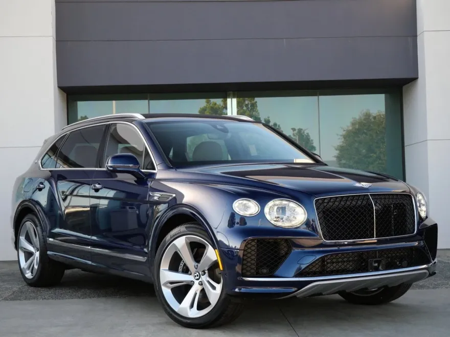 2025 Bentley Bentayga EWB photo 1