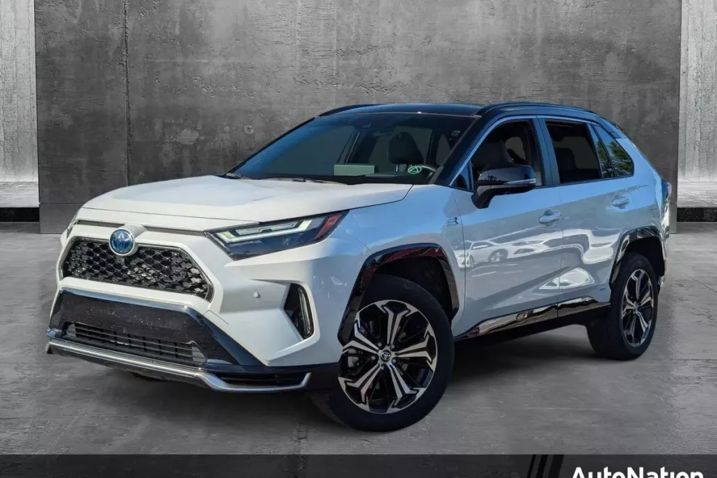 2024 Toyota RAV4 Prime XSE Premium photo 1