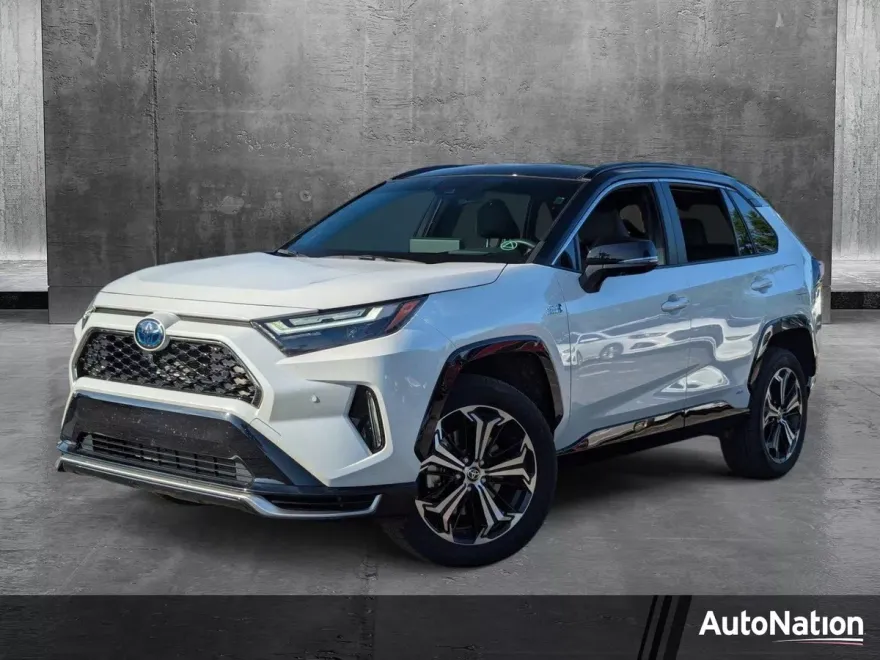 2024 Toyota RAV4 Prime XSE Premium photo 1
