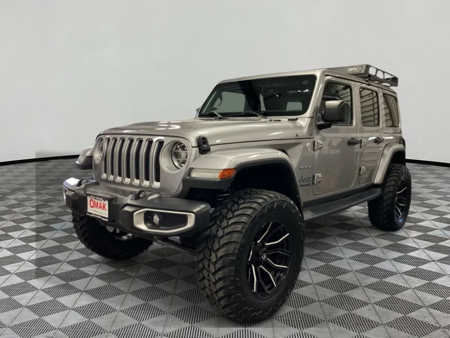 2020 Jeep Wrangler Unlimited Sahara photo 1