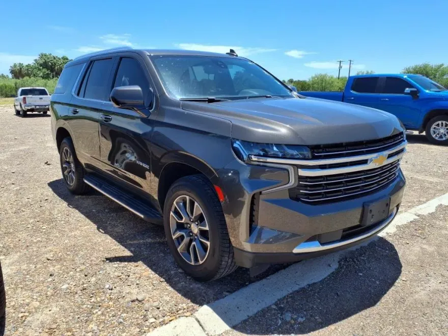 2021 Chevrolet Tahoe LT photo 1