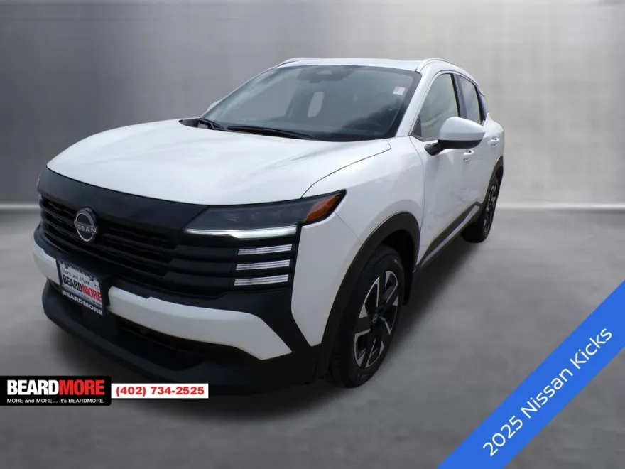 2025 Nissan Kicks SV photo 1